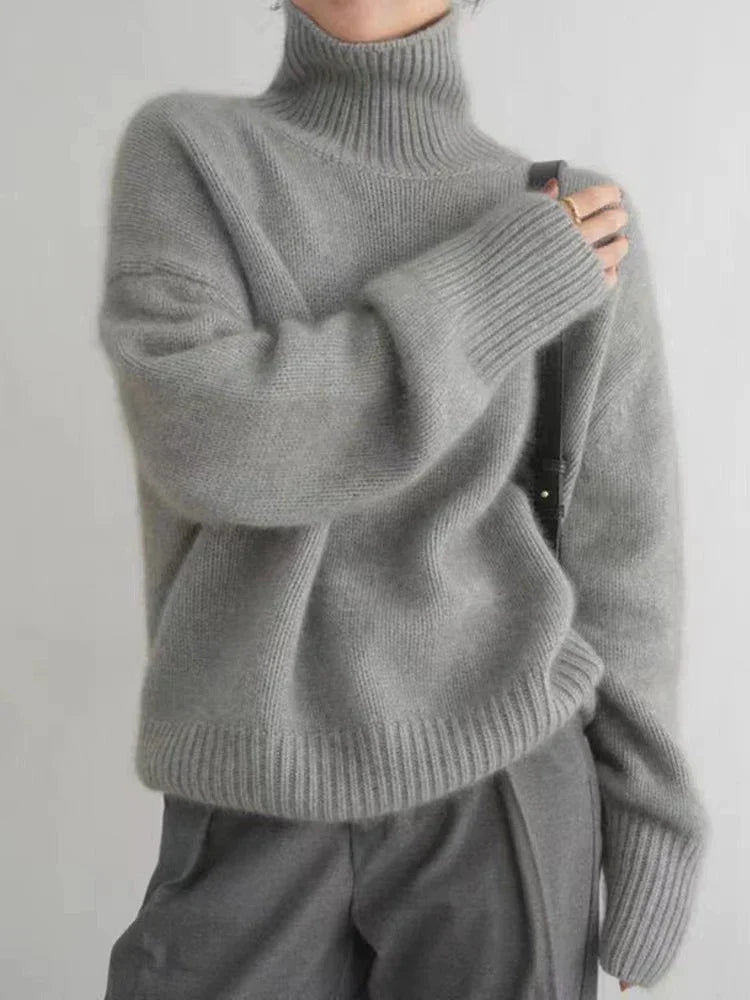 Sofia - Knitted Turtleneck