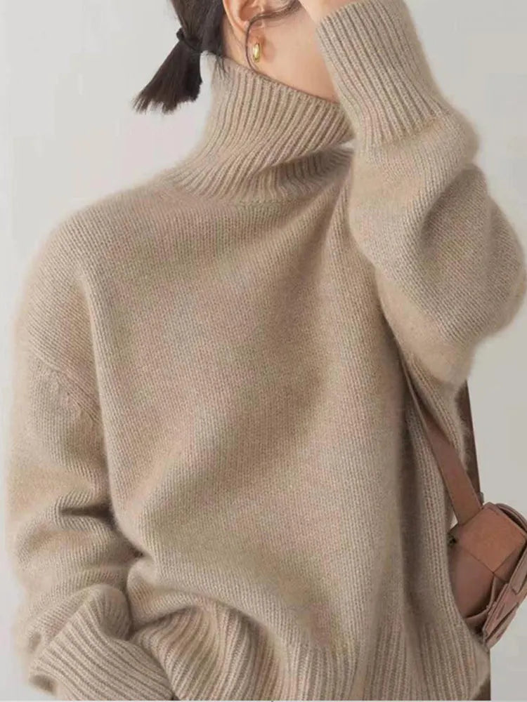 Sofia - Knitted Turtleneck