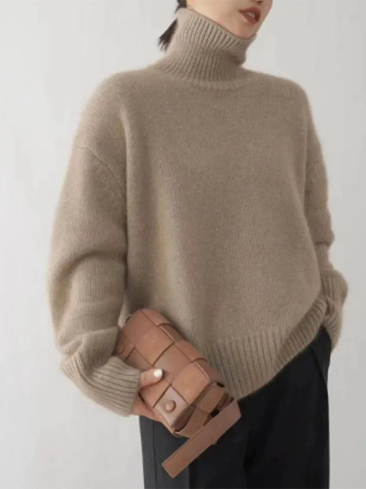 Sofia - Knitted Turtleneck