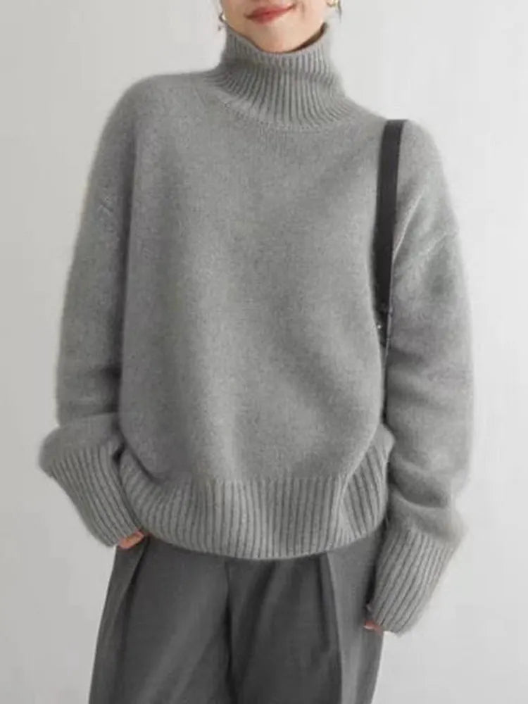 Sofia - Knitted Turtleneck