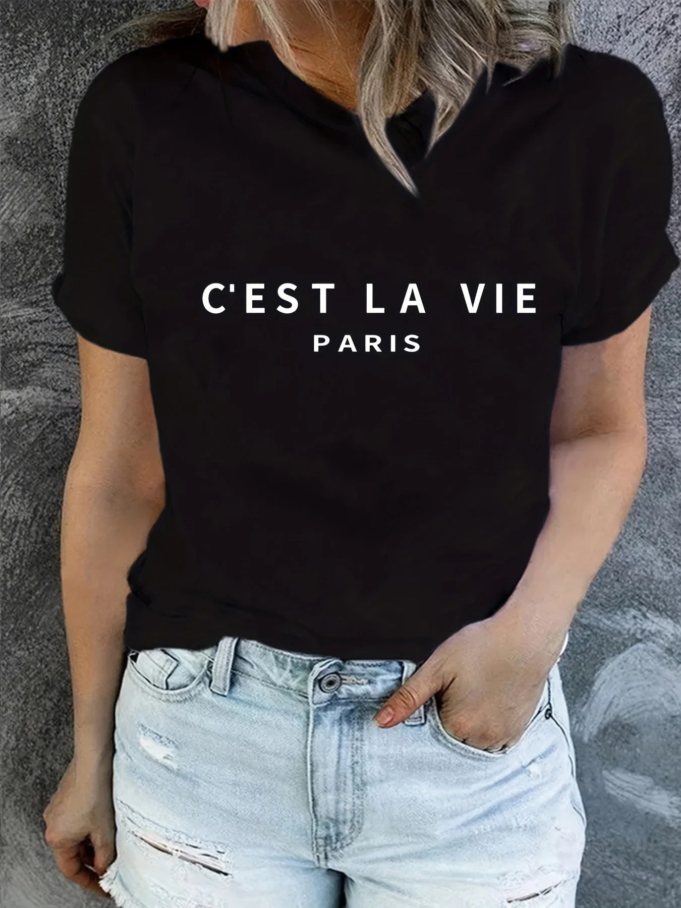 The C'est La Vie Chic Tee