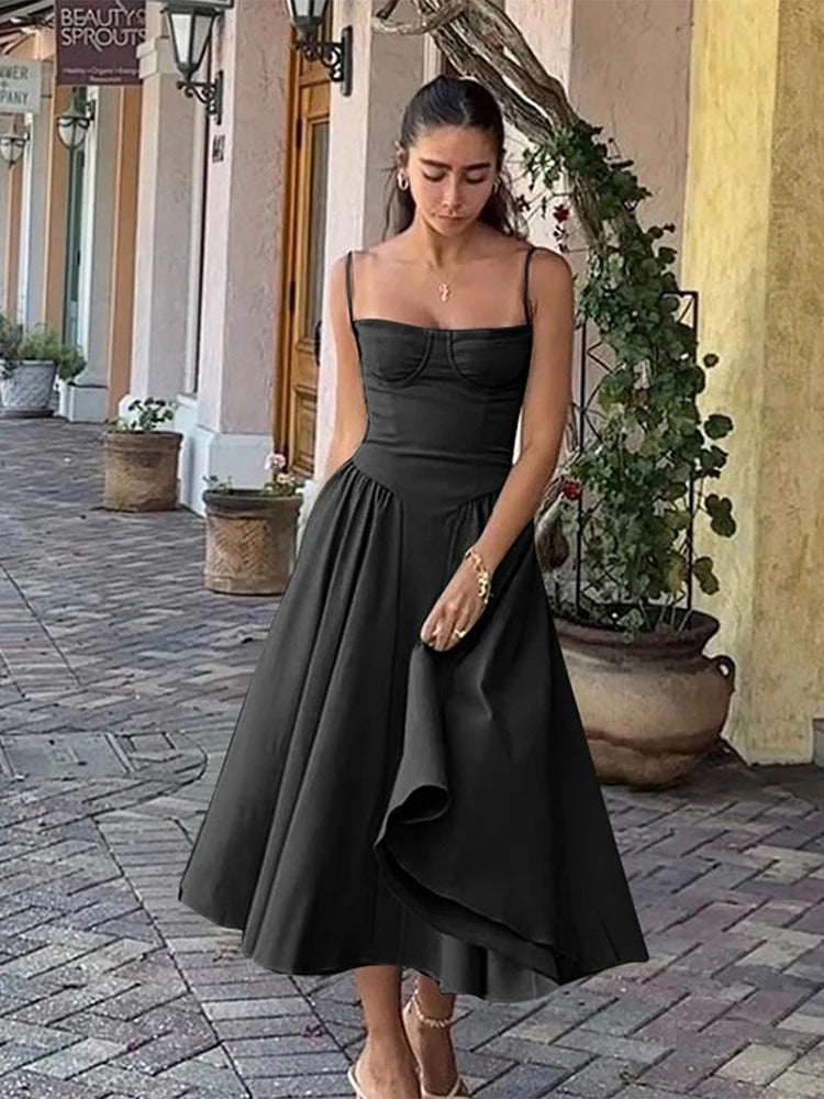 Sarah - Backless Dress